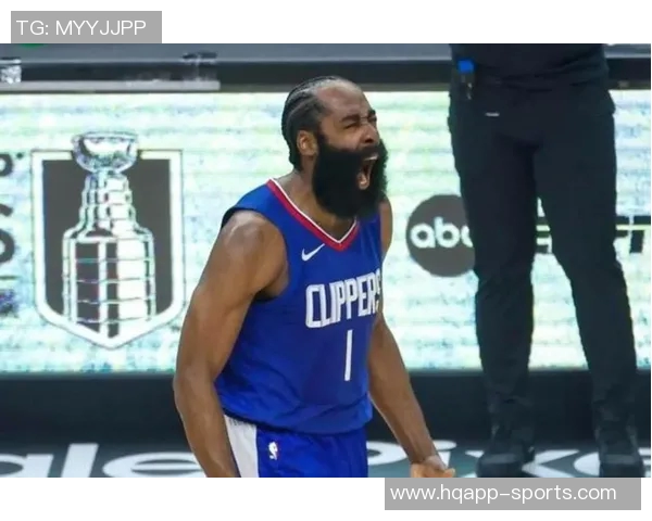 普理查德回忆被哈登晃倒经历直言脚踝无恙心态乐观